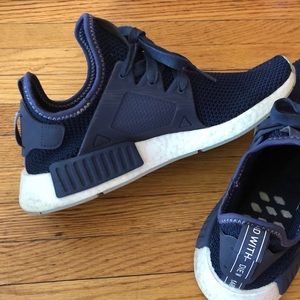 Women’s Adidas NMD_XR1 W
Sneakers Size 8